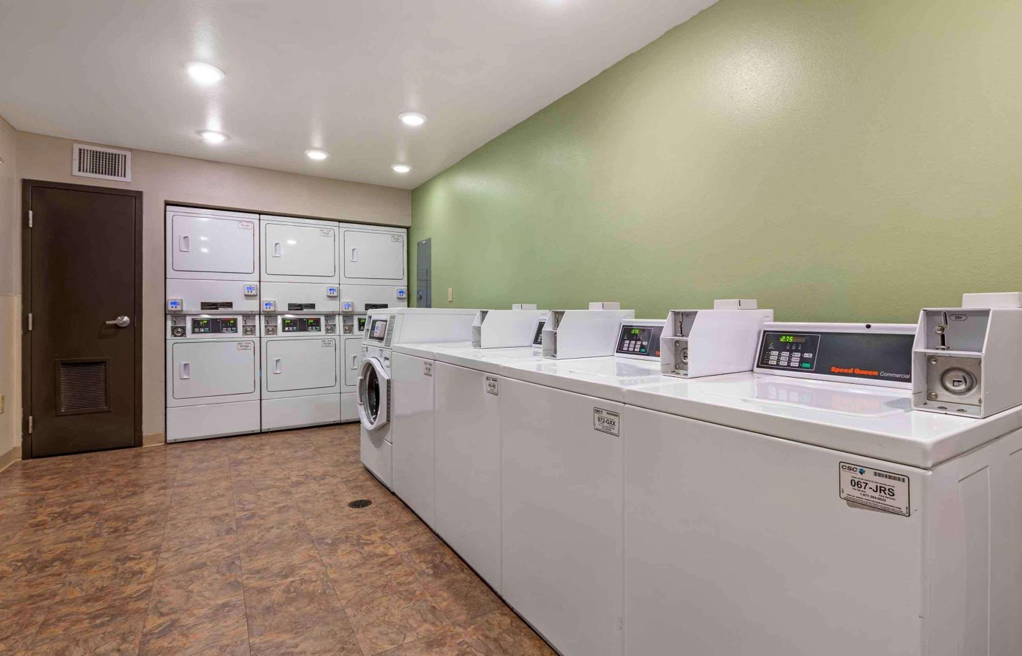 Extended Stay America Select Suites - Cincinnati - Florence - Airport エクステリア 写真
