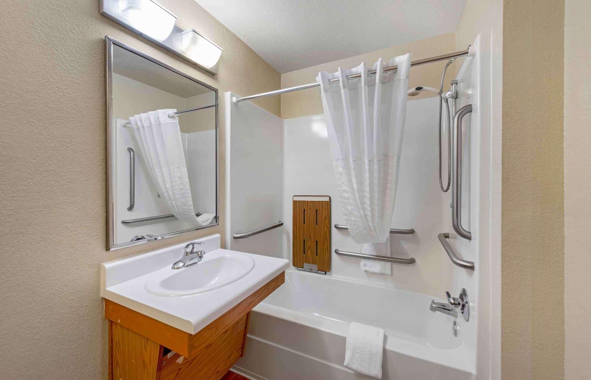 Extended Stay America Select Suites - Cincinnati - Florence - Airport エクステリア 写真
